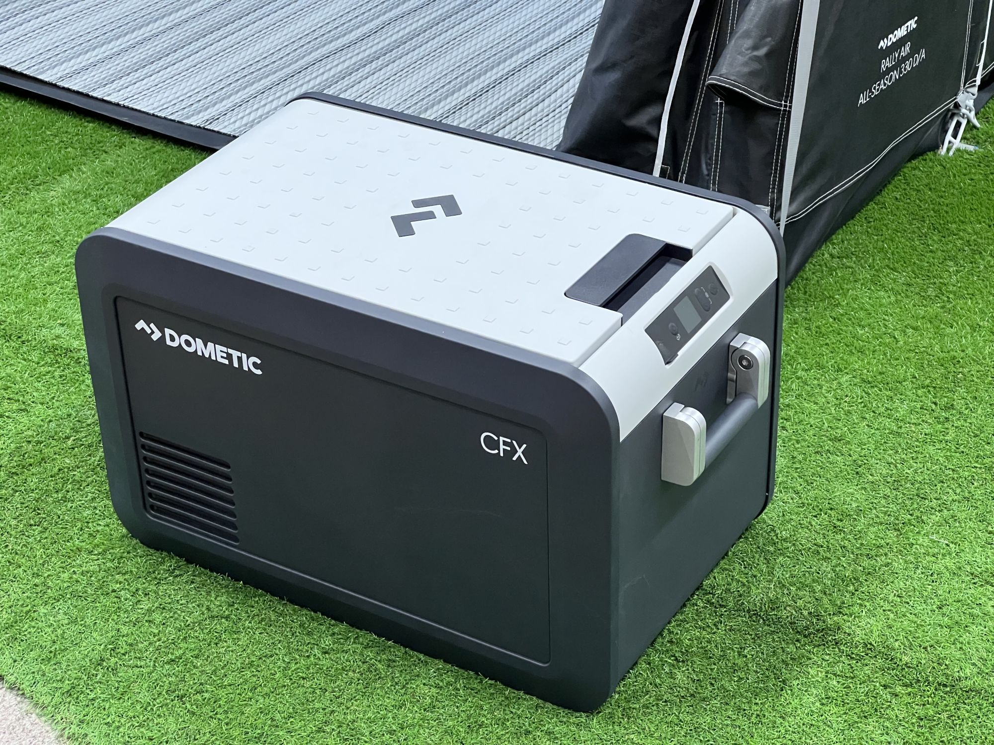 Dometic CFX3 35 ausprobiert: Mobile Kühlboxe mit App-Steuerung ›