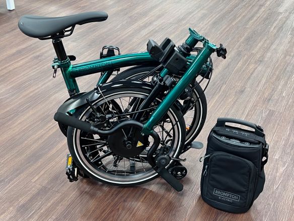 Brompton Electric P Line 4-Gang Emerald mittlerer Lenker